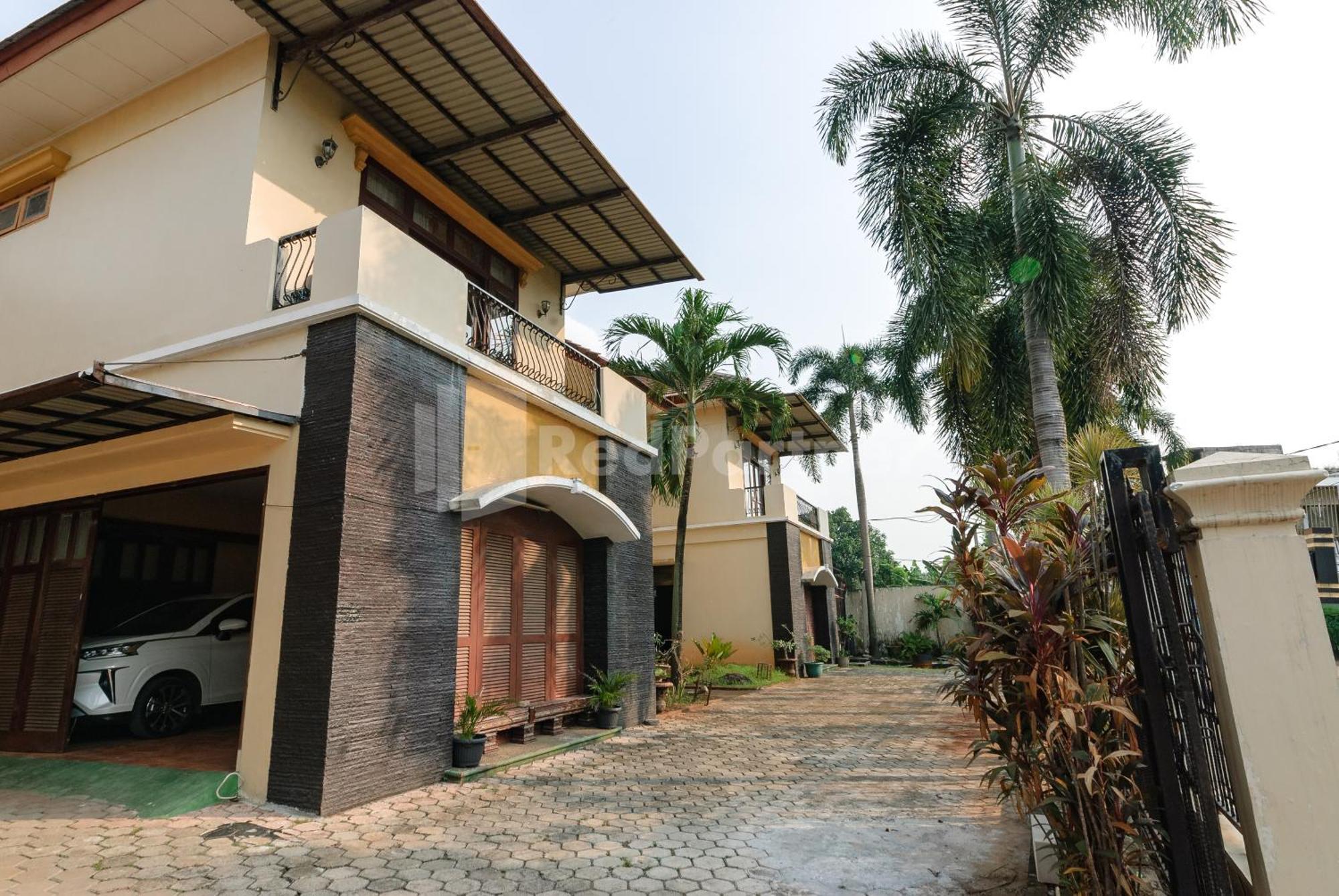 בקאסי Sr Residence Near Mall Ciputra Cibubur Mitra Reddoorz מראה חיצוני תמונה