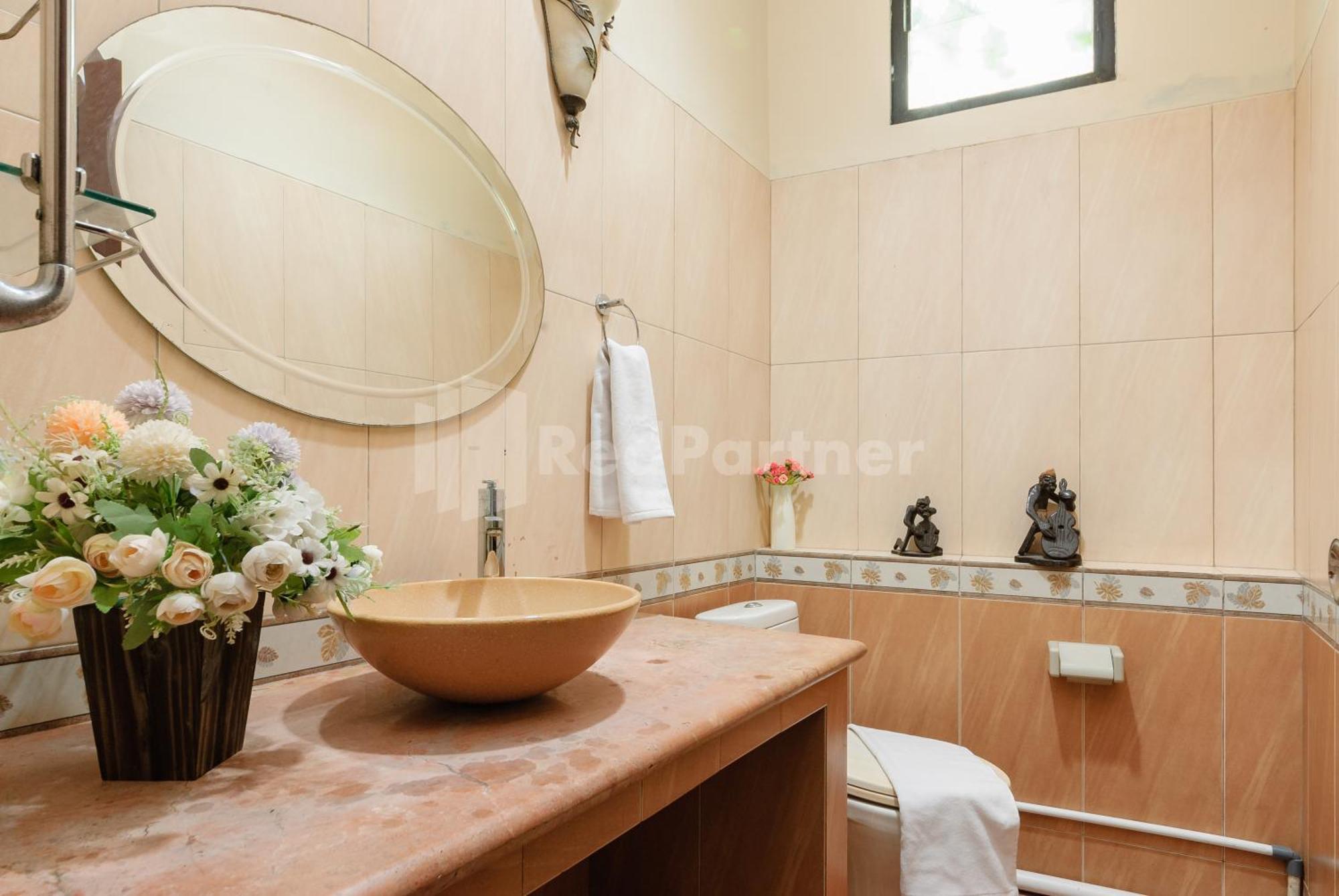 בקאסי Sr Residence Near Mall Ciputra Cibubur Mitra Reddoorz מראה חיצוני תמונה